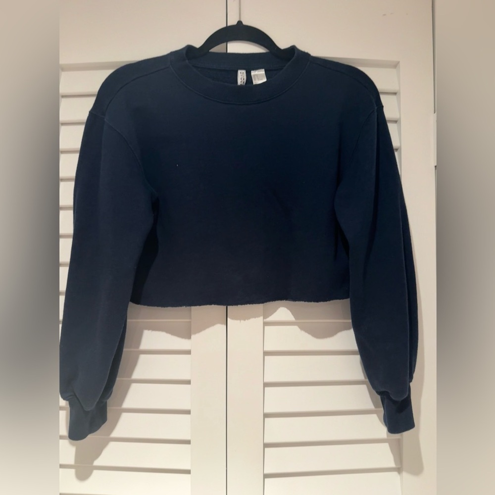 H&M Navy Blue Cropped Sweatshirt by‎ Divided